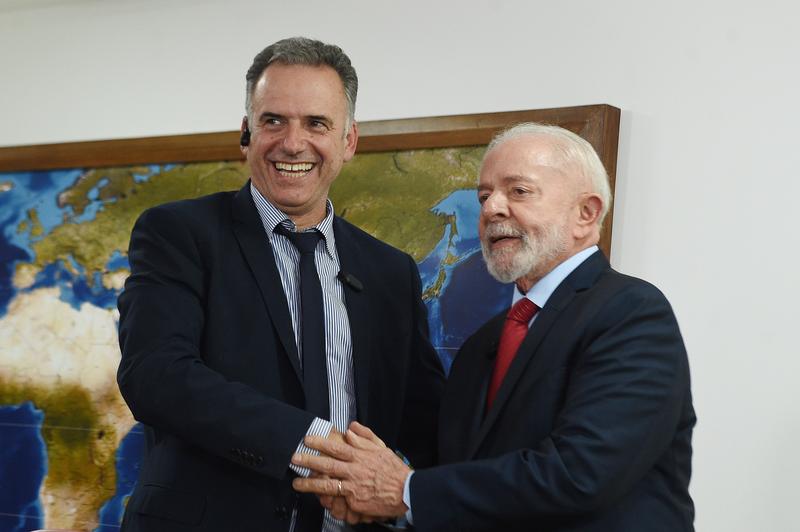 Yamandú Orsi visita a Lula