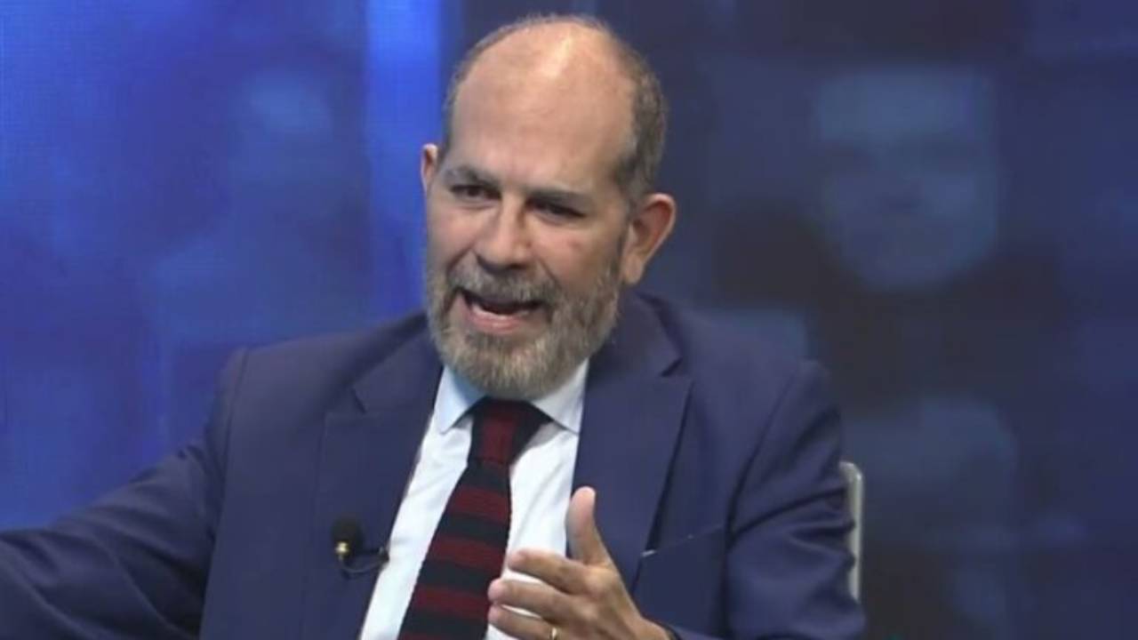 «El nacimiento de la red decide es un paso importante para el proceso de reestructuración de la política en el país», sostiene Johel Orta
