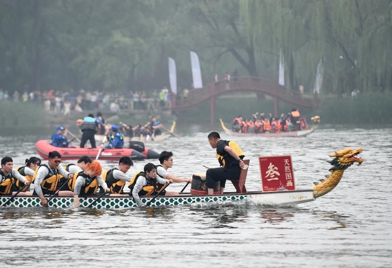 Carreras de botes del dragón en China
