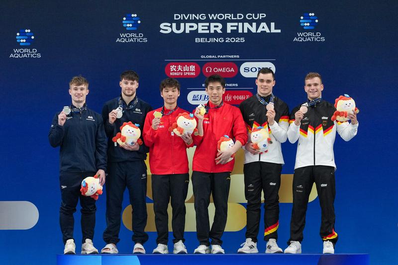 CHINA-BEIJING-WORLD AQUATICS-CLAVADOS-COPA DEL MUNDO-SUPER FINAL-3M SINCRONIZADO MASCULINO